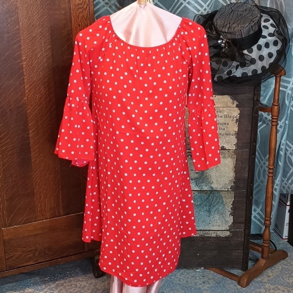 Red White Polka Dot 3/4 length Poet Sleeve Drop Shoulder Dress large